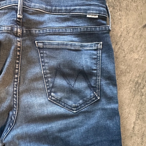 MOTHER Jeans The Outsider Crop in Fast Times, Size 27 - Picture 4 of 5